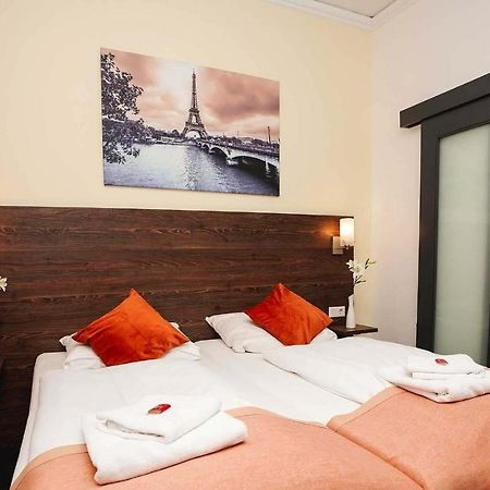 Hotel Little Paris Frankfurt am Main Luaran gambar