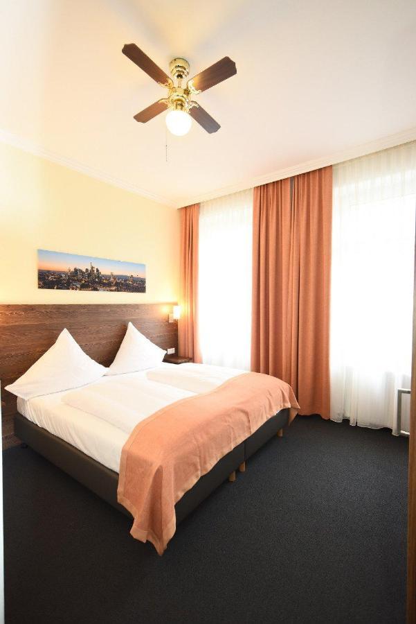 Hotel Little Paris Frankfurt am Main Luaran gambar