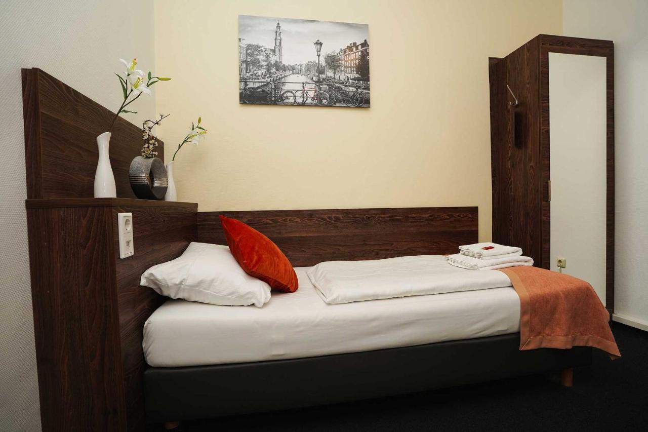 Hotel Little Paris Frankfurt am Main Luaran gambar