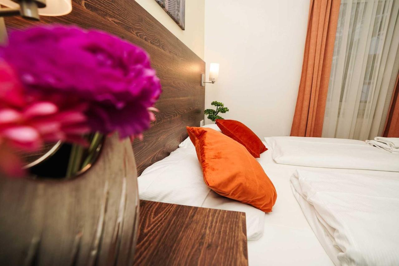 Hotel Little Paris Frankfurt am Main Luaran gambar