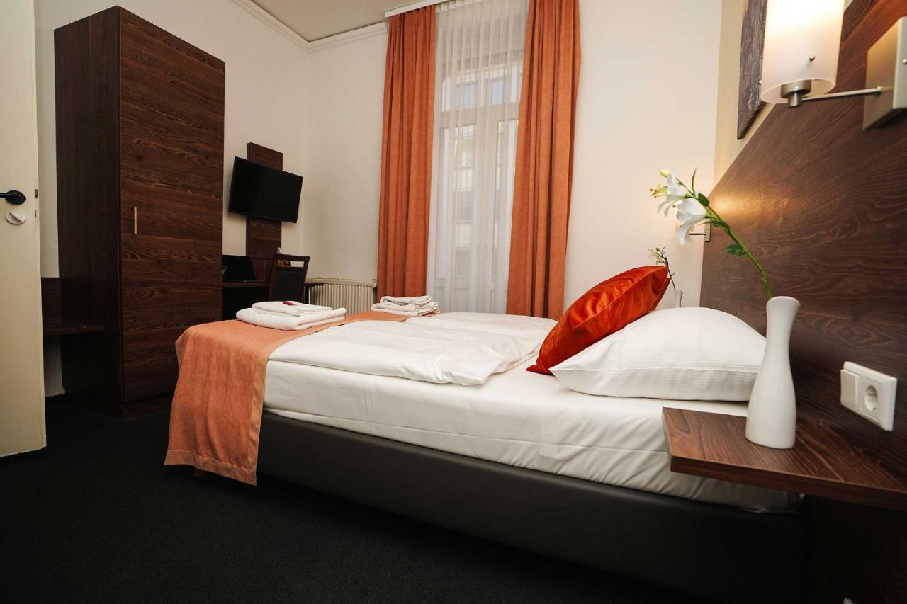 Hotel Little Paris Frankfurt am Main Luaran gambar