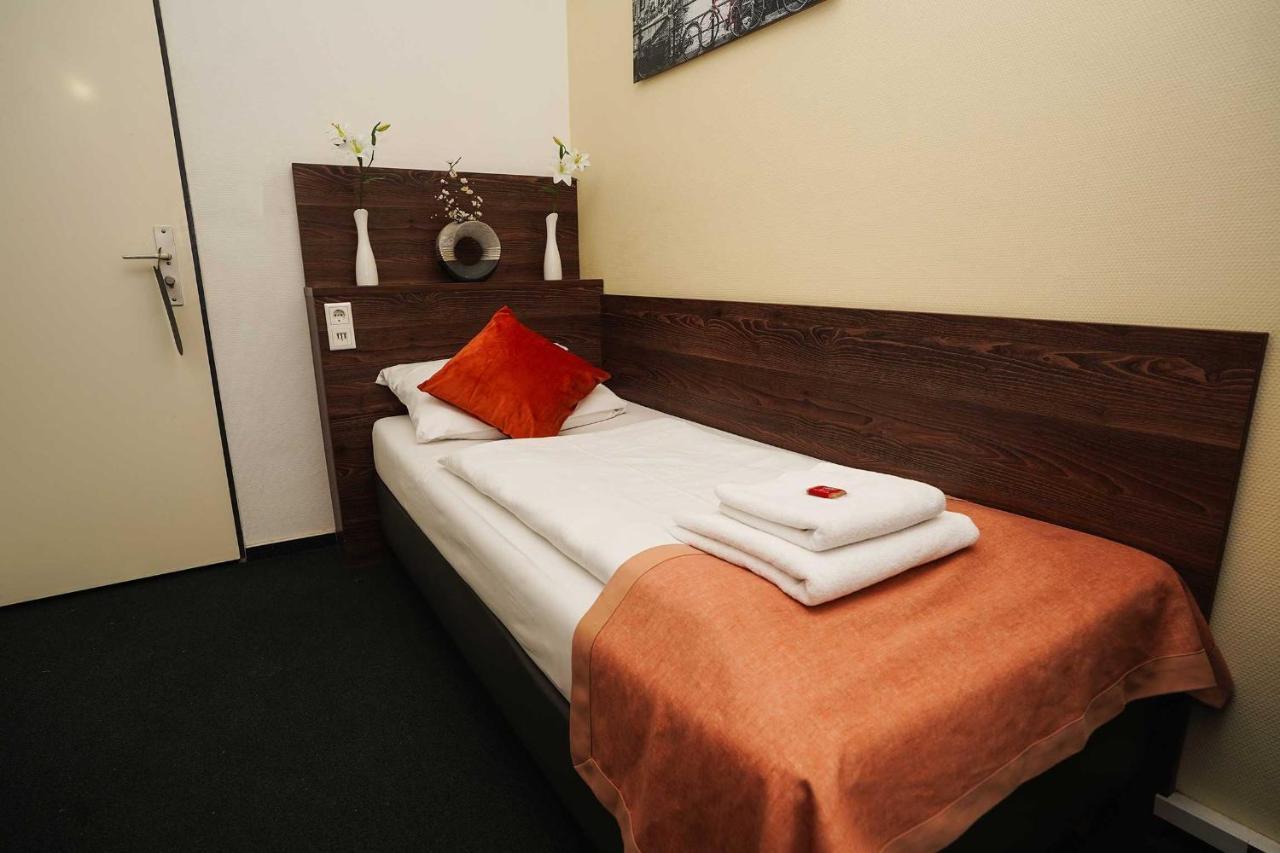 Hotel Little Paris Frankfurt am Main Luaran gambar