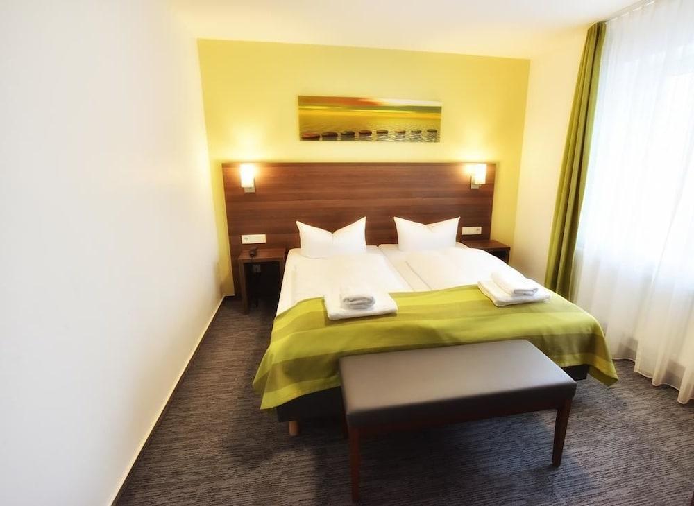 Hotel Little Paris Frankfurt am Main Luaran gambar